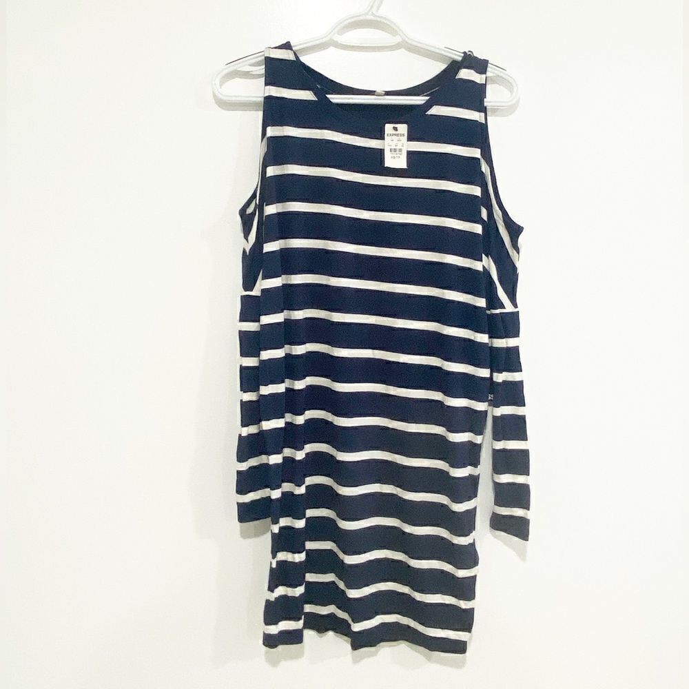 NWT express cold shoulder dress